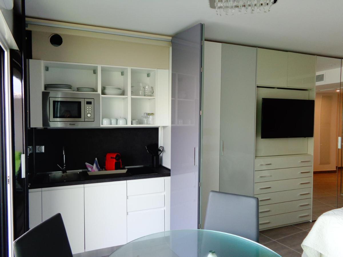 Le Nautilia Residence De Luxe "Reservee Aux Couples" Agde Exteriör bild