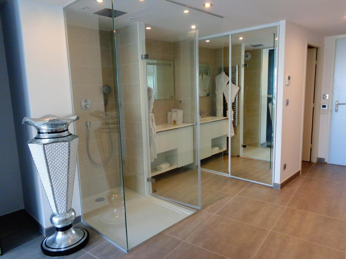 Le Nautilia Residence De Luxe "Reservee Aux Couples" Agde Exteriör bild