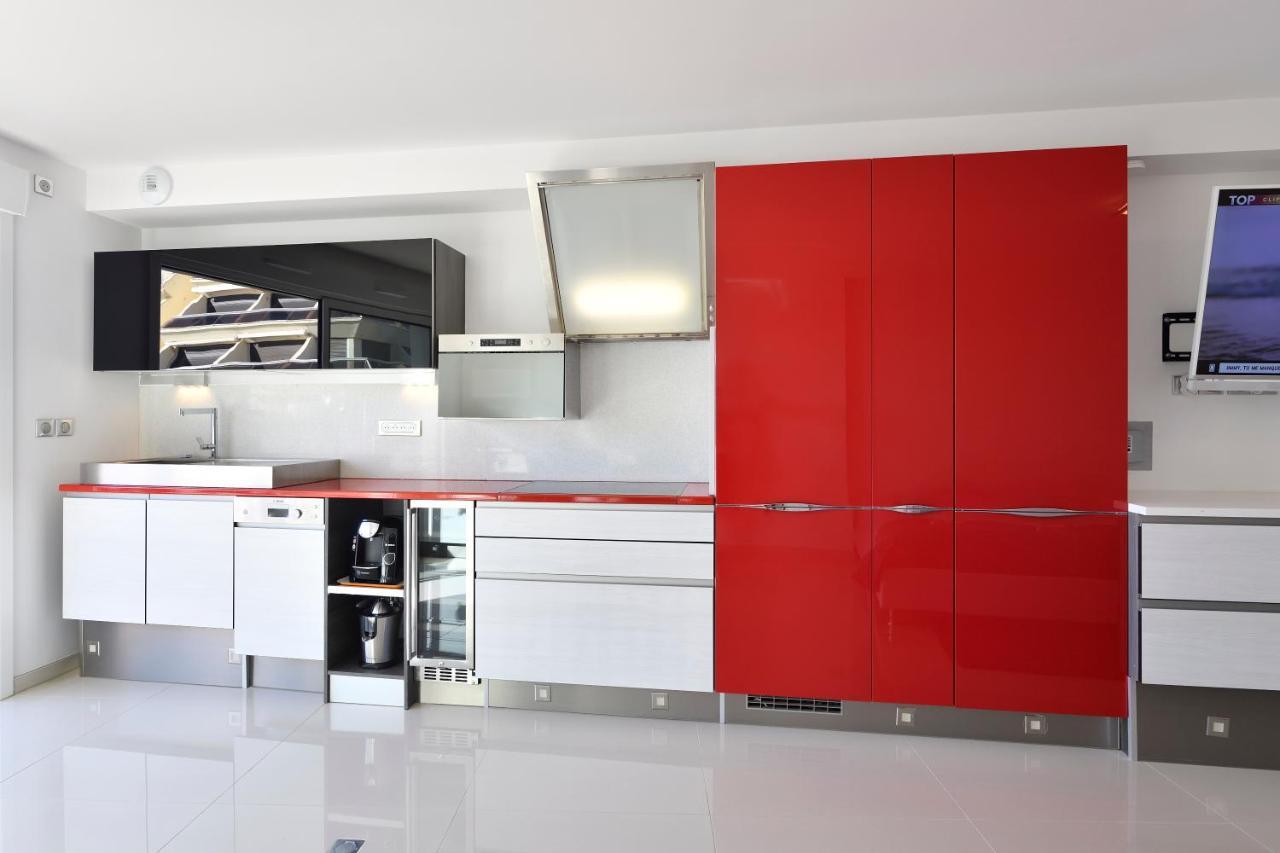 Le Nautilia Residence De Luxe "Reservee Aux Couples" Agde Exteriör bild